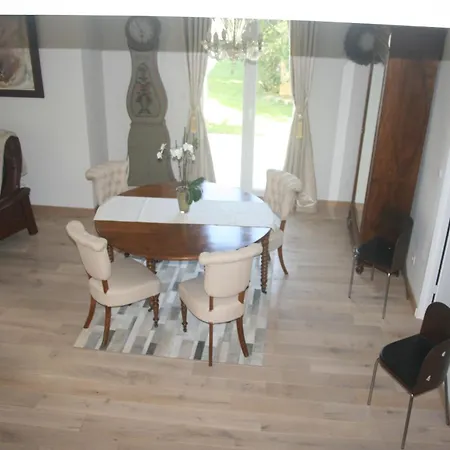 فيلة Avec Piscine *