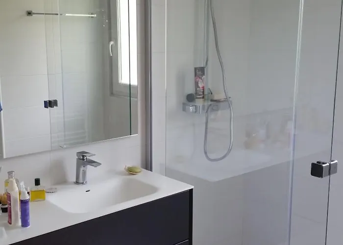 Avec Piscine Villa *